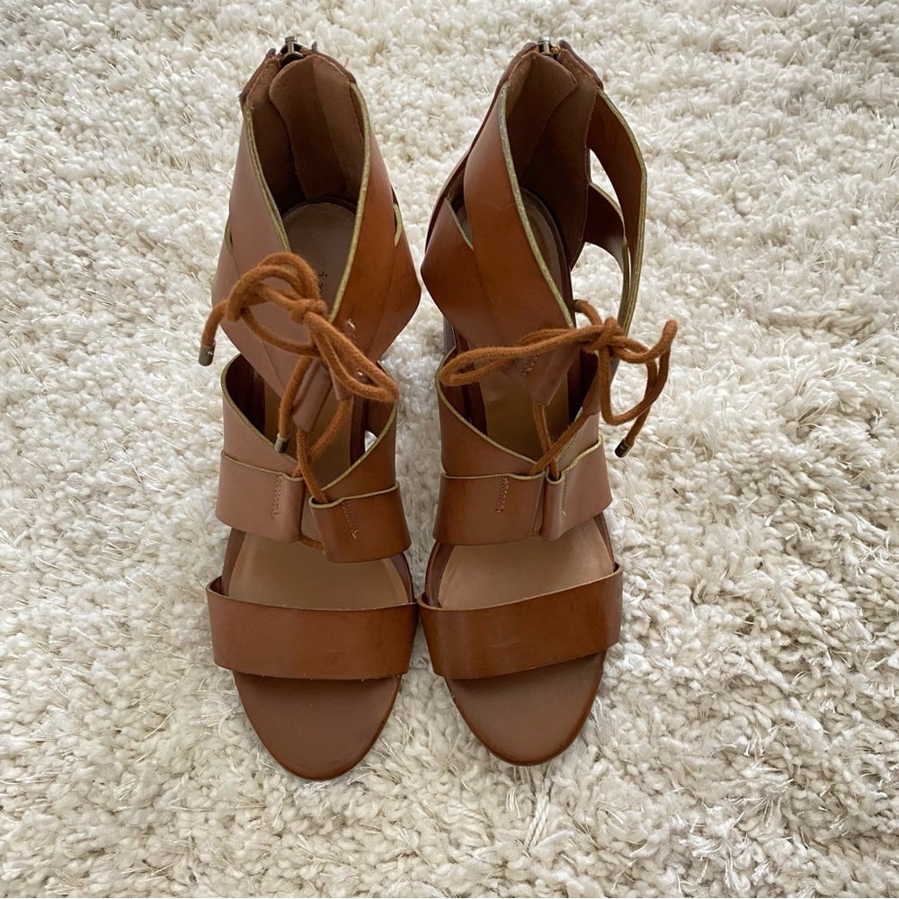 Indigo Rd brown heels - Picture 2 of 4